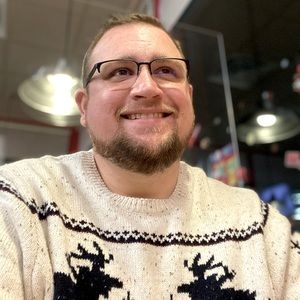 Meet your Posher, Aaron